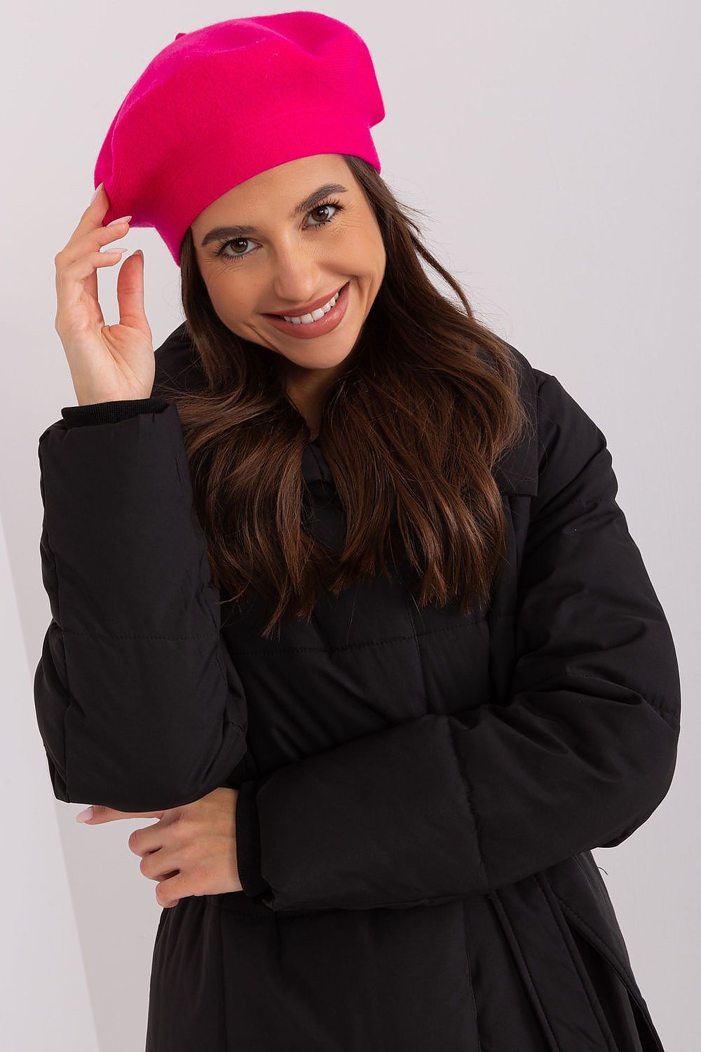 Elegant Beret with Delicate Antenna - Berets