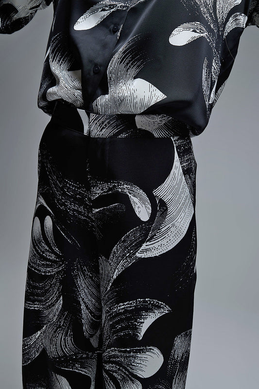 Elegant Printed Black Wide-Leg Pants in satin fabric - Pants