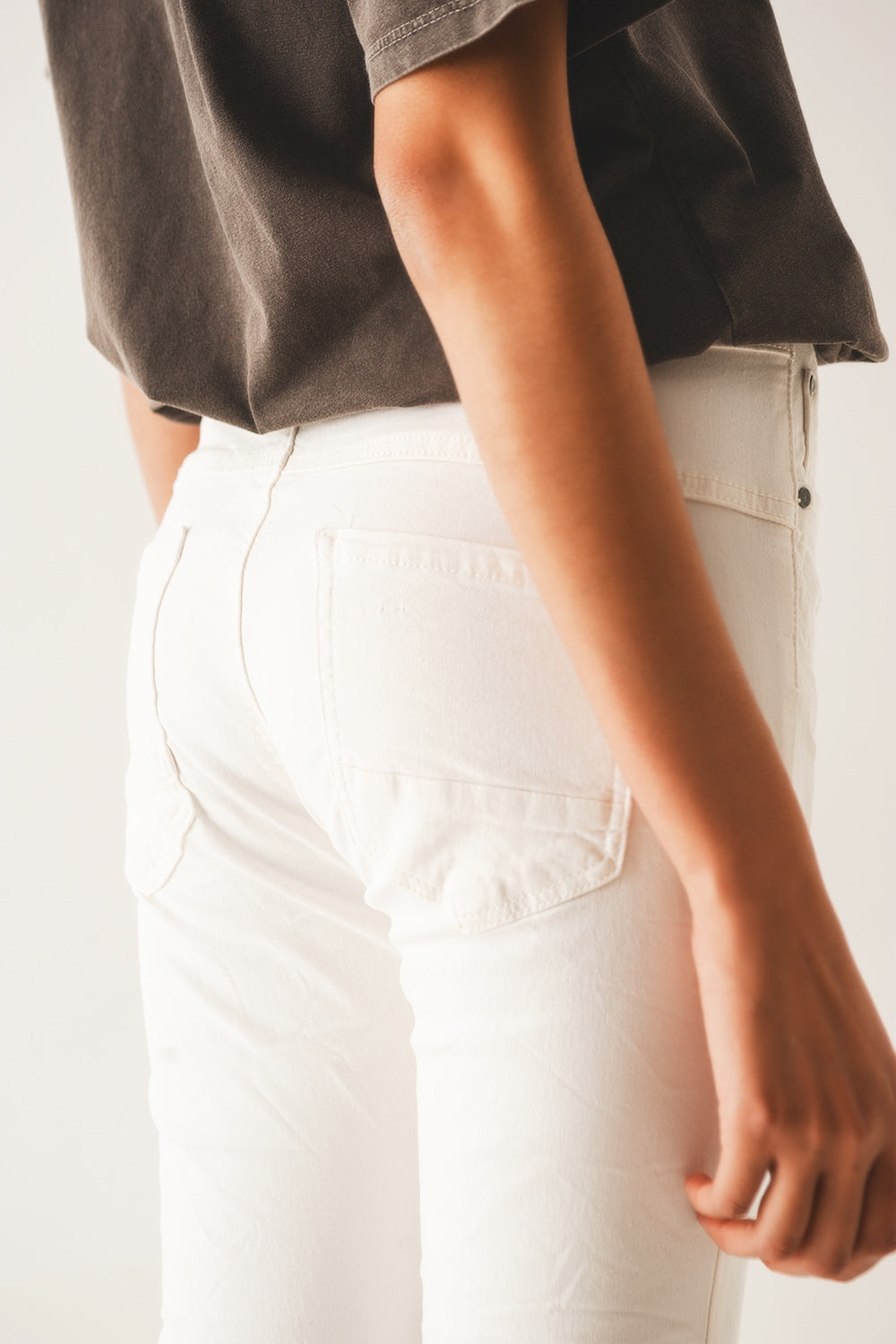 Exposed buttons skinny jeans in cream - Jeans