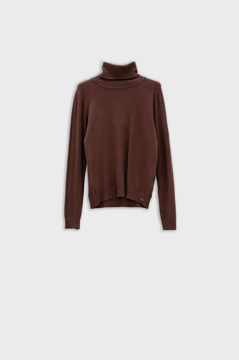 Fine knit high neck jumper in brown - Jumpers