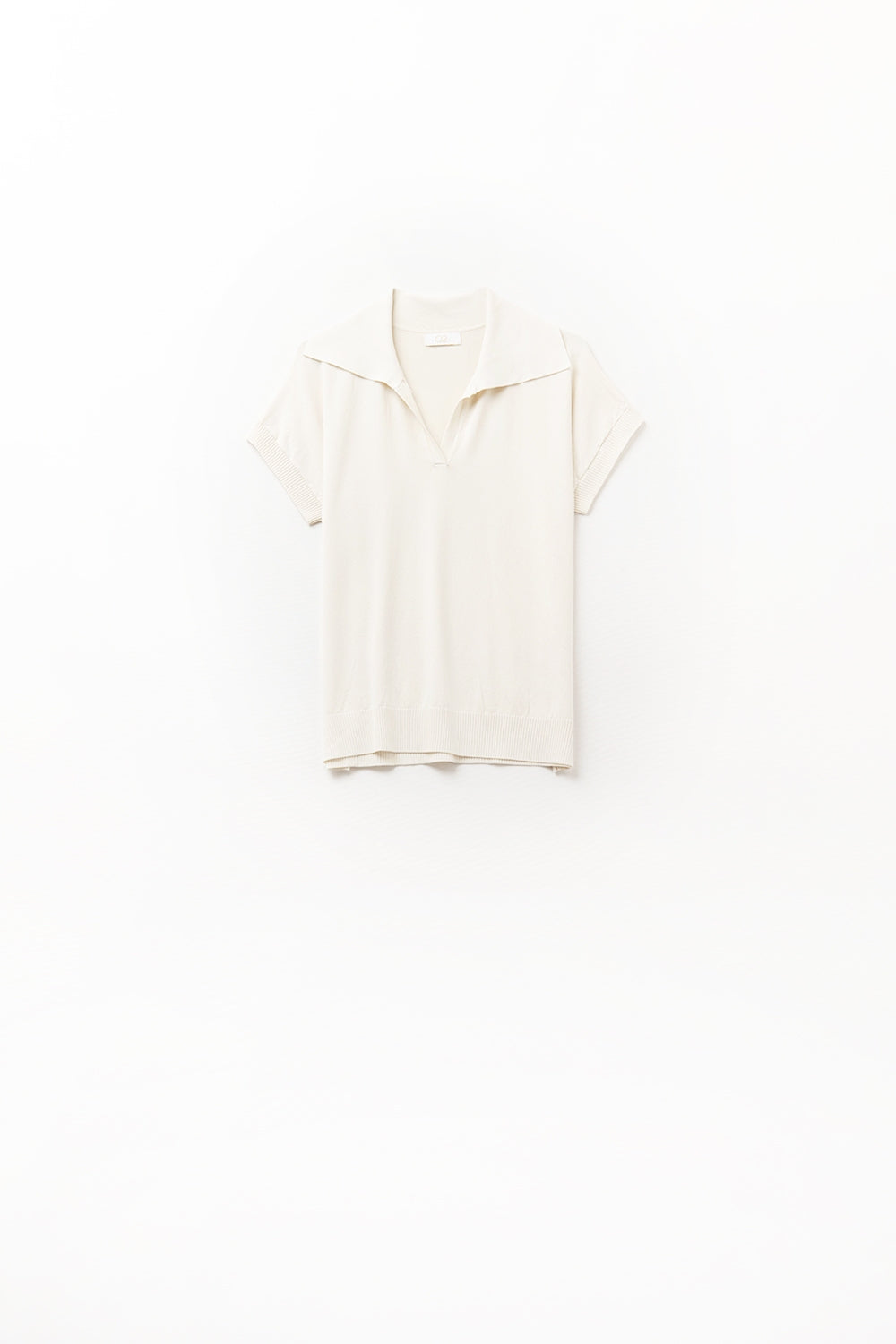 fine knit polo shirt in beige with short sleeves - Polos