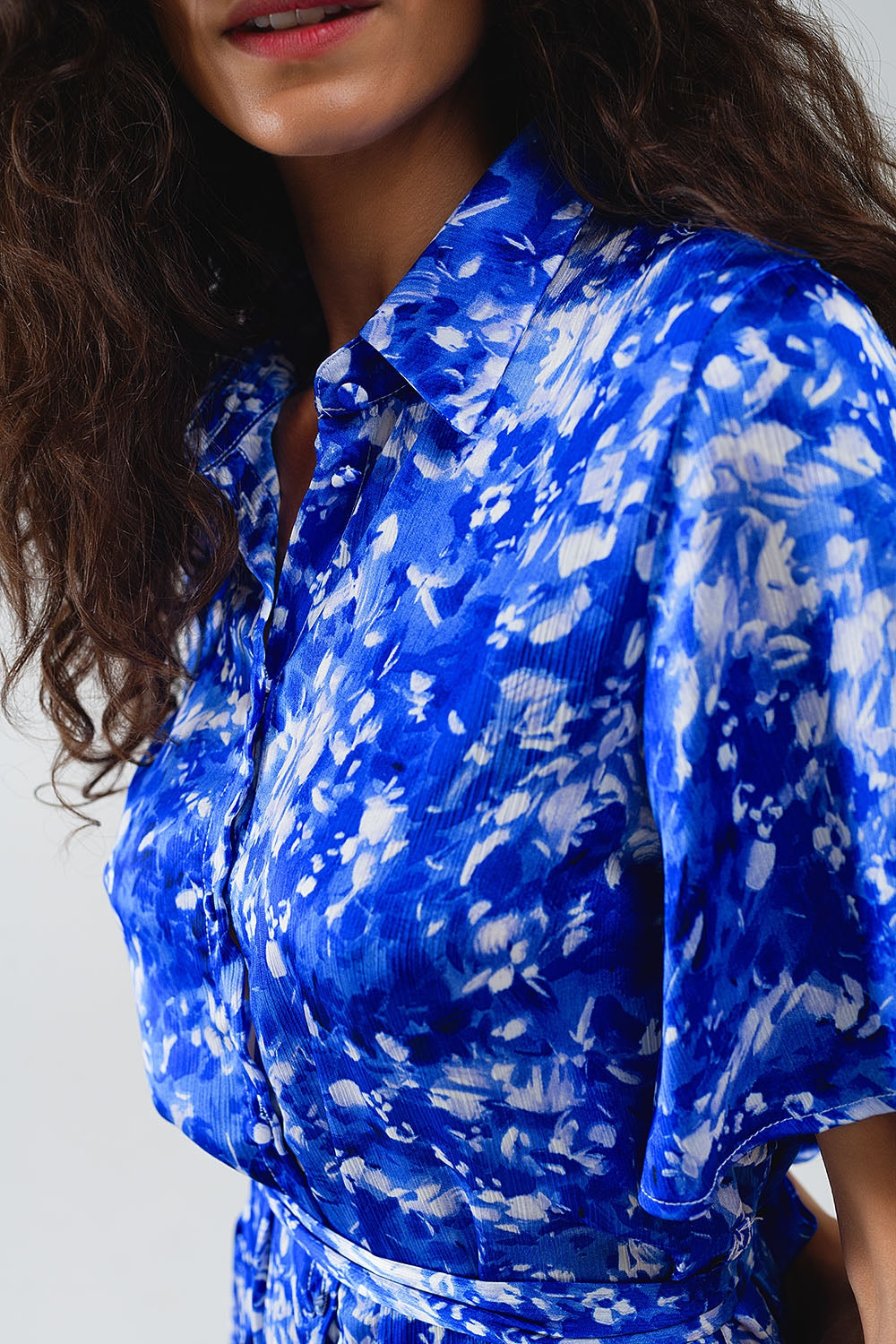 Flowy Short Shirt Dress With Angel Sleeves in Blue Abstract Print - Dresses