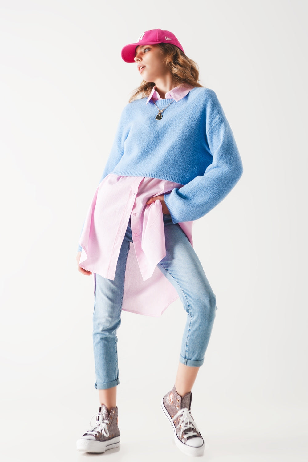 Fluffy cropped jumper in blue - Jumpers