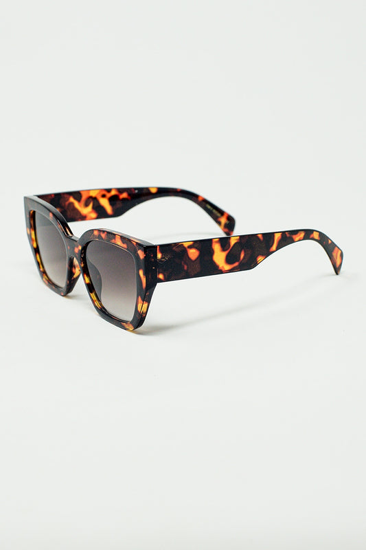 geometric polarized sunglasses with gradient dark lenses and tortoise shell - Sunglasses