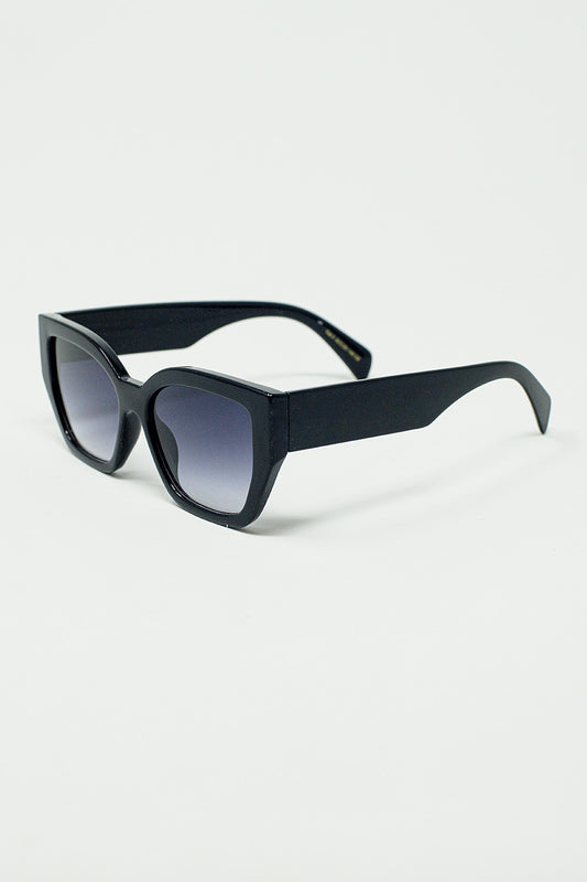 geometric thick black sunglasses with gradient lens - Sunglasses