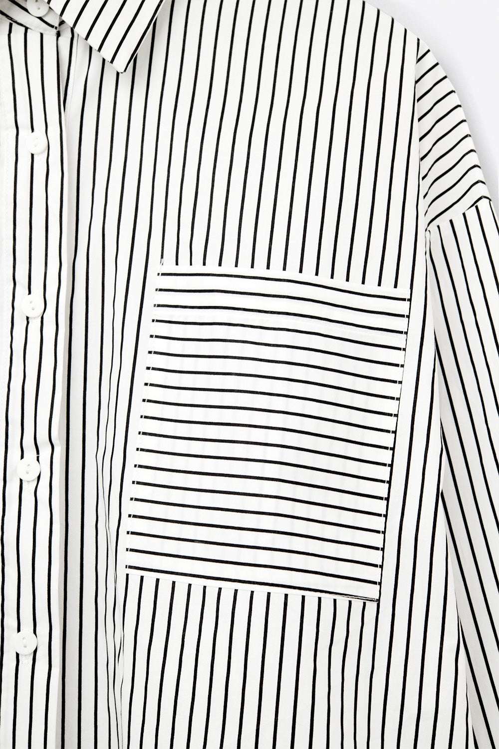 High-Low Oversized Striped Shirt With Chest Pocket in Black and White - Shirts