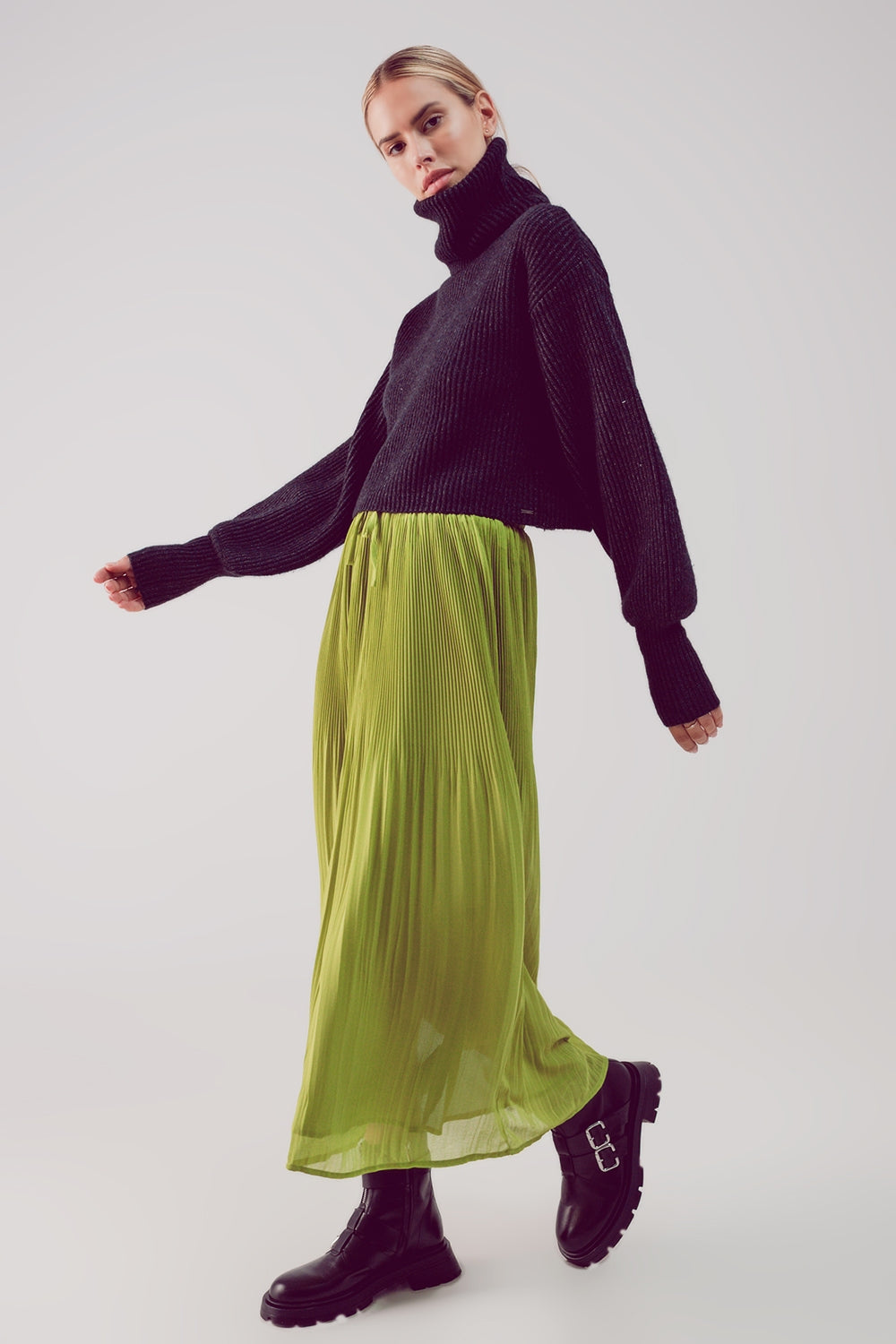 High neck jumper with balloon sleeve in black - Jumpers