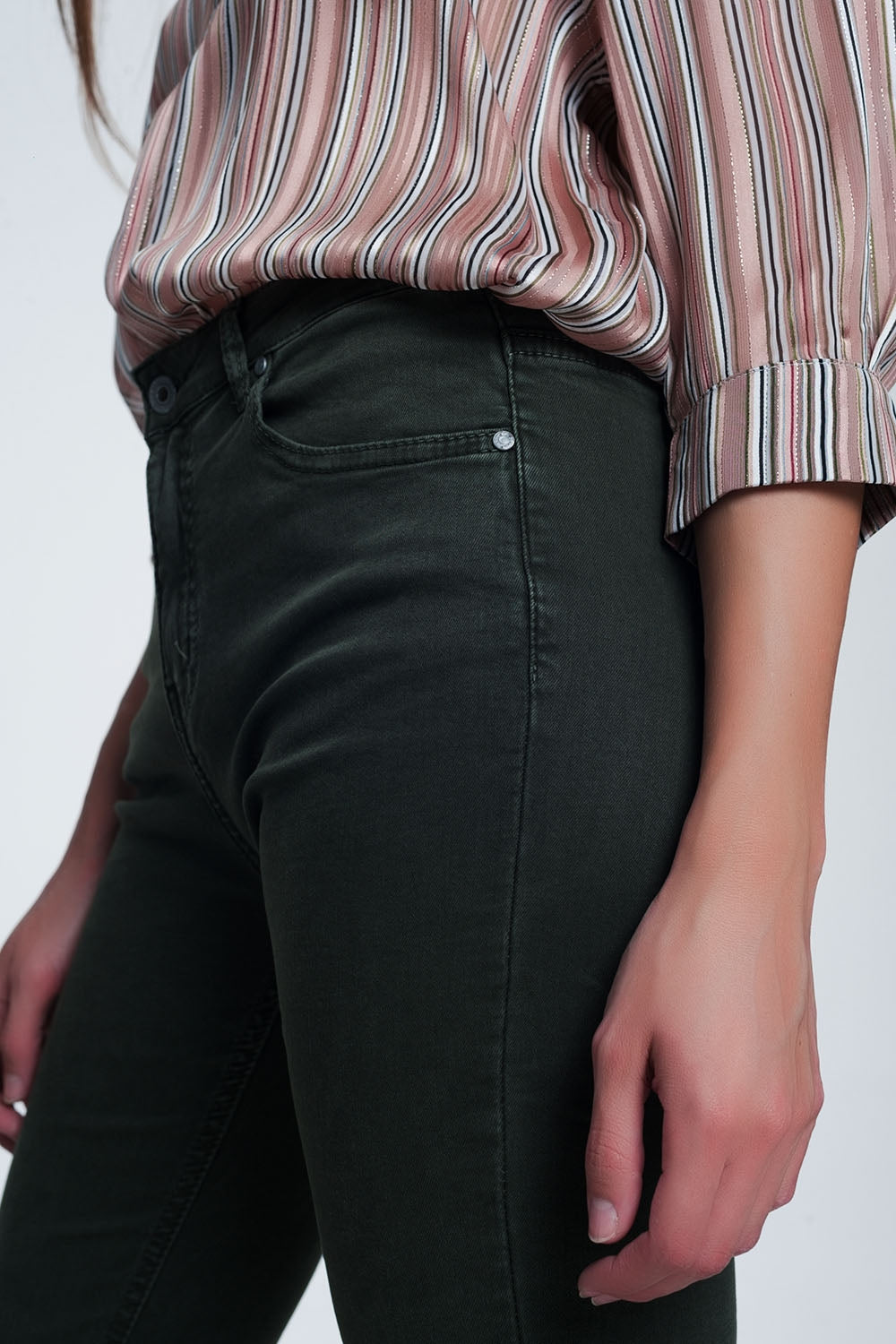 High rise raw hem flared jeans in khaki - Jeans