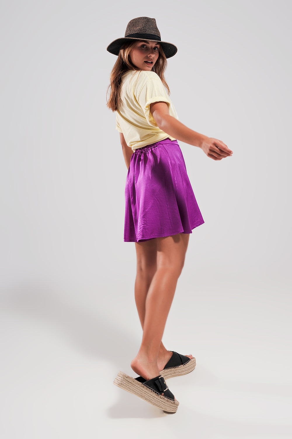 High rise satin shorts in purple - Pants