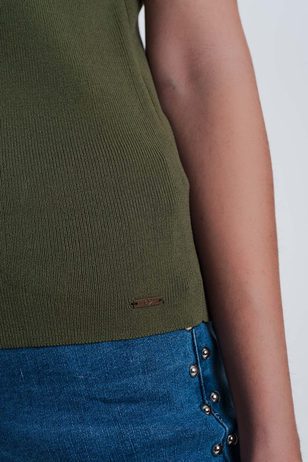 khaki sweater with v neck and short sleeves - T-shirts