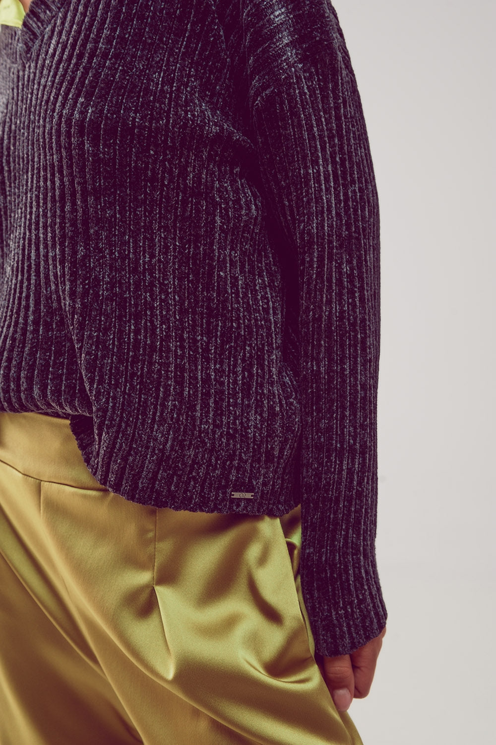 Knitted chenille jumper in dark grey - Sweaters