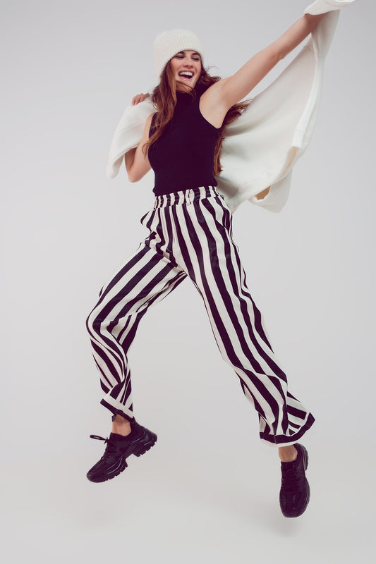 Knitted high neck top in black - Jumpers