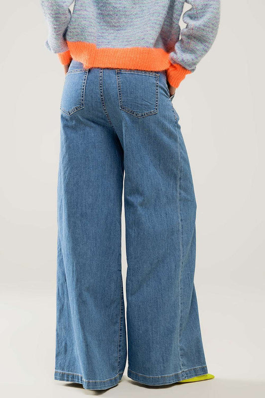 light wash extra wide leg jeans with pleats - Jeans