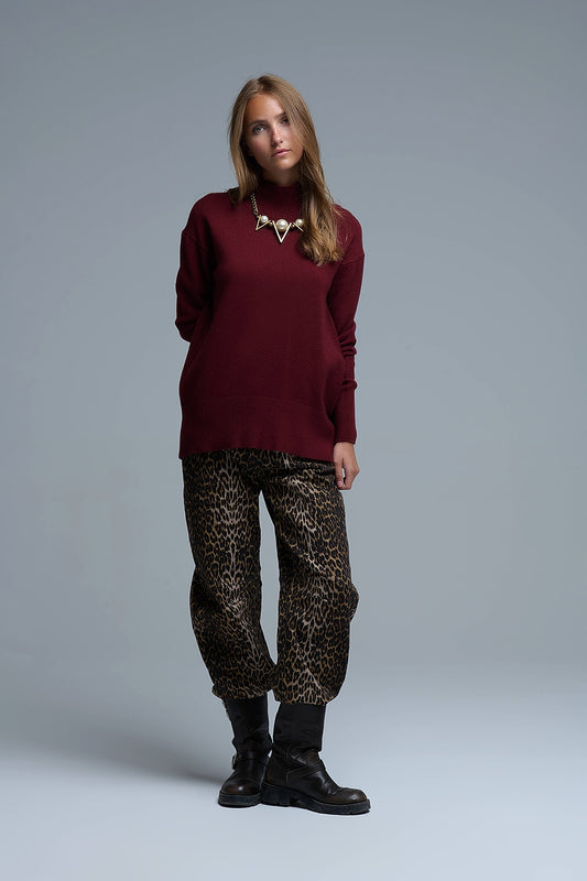 Loose burgundy sweater with open back detail -