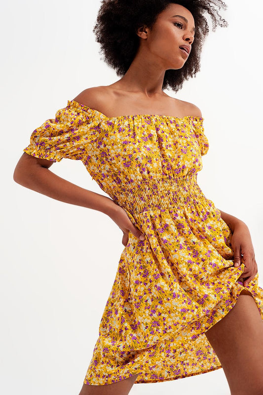 Mini dress with shirred detail in yellow ditsy floral print - Dresses