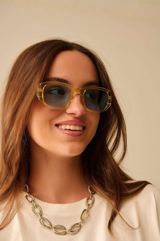 Oval Sunglasses with High Gloss Transparent Frames in yellow - Sunglasses