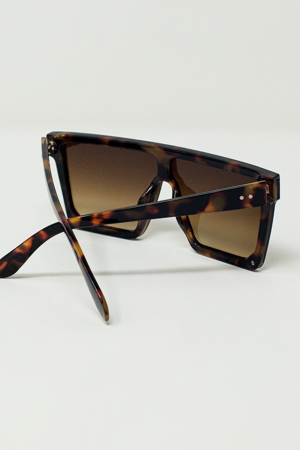 Oversized Squared 70´s Sunglasses in Brown - Sunglasses