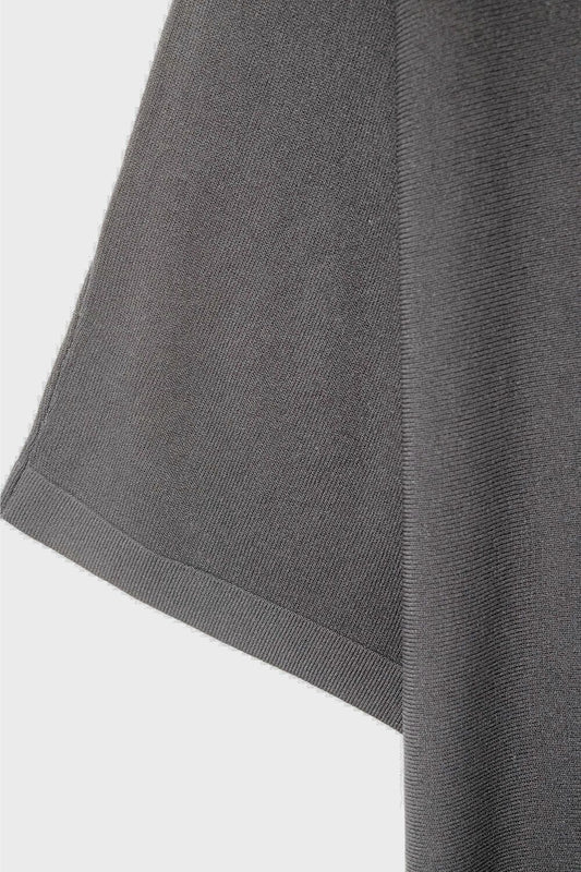 Oversized Sweater in Black with Elbow-Length Sleeves - T-shirts