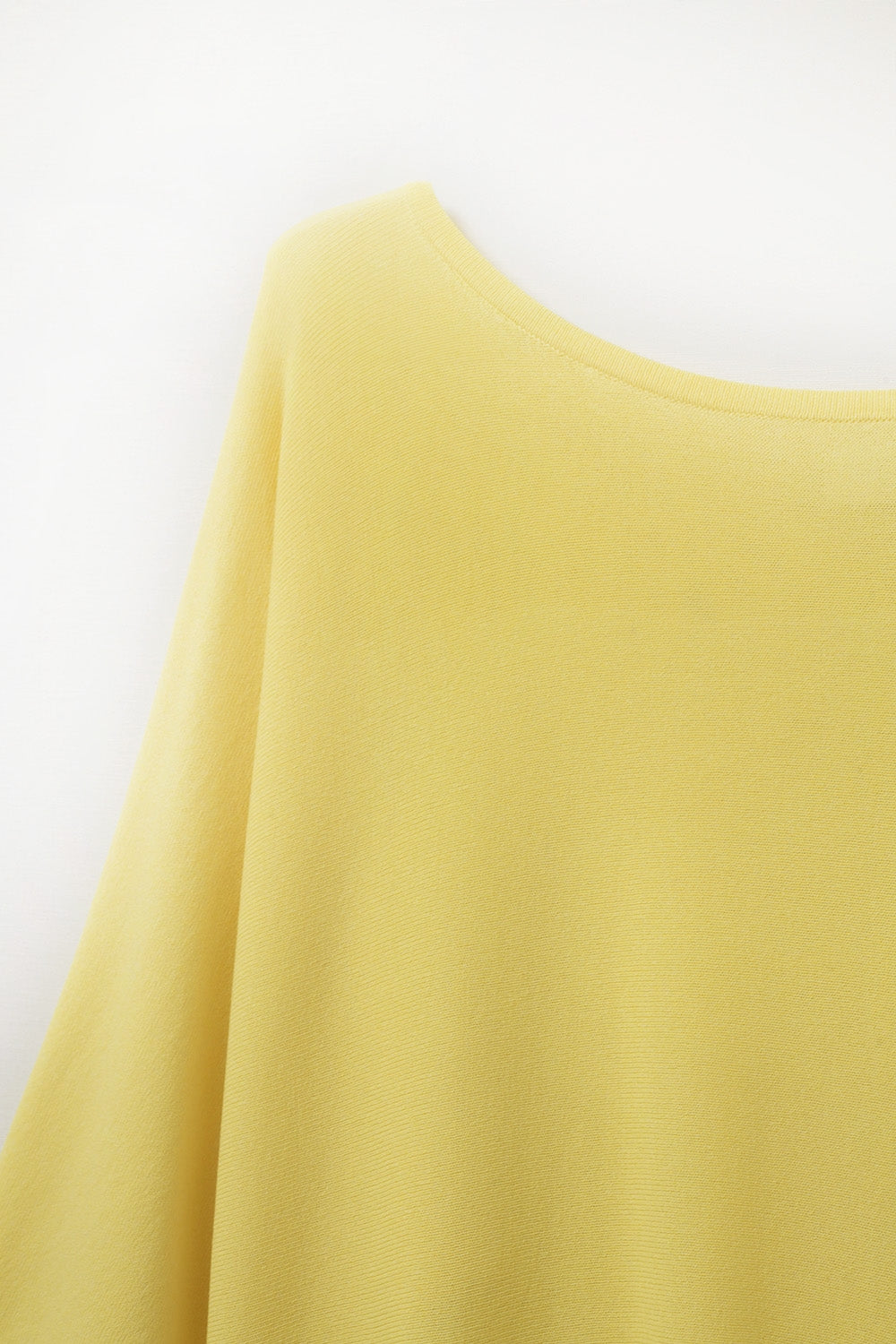 Oversized Yellow Sweater with Elbow-Length Sleeves - T-shirts