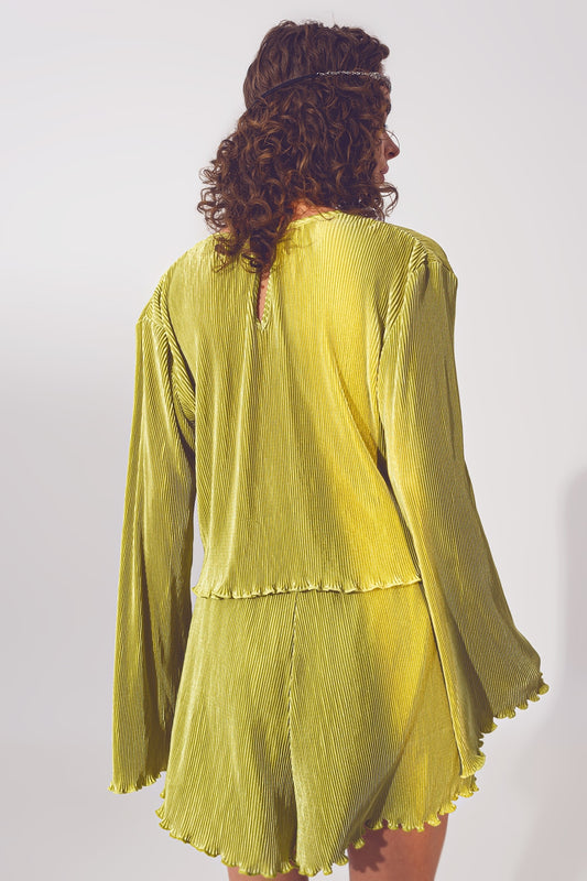 Pleated Round Neck Crop Top in Green - Tops