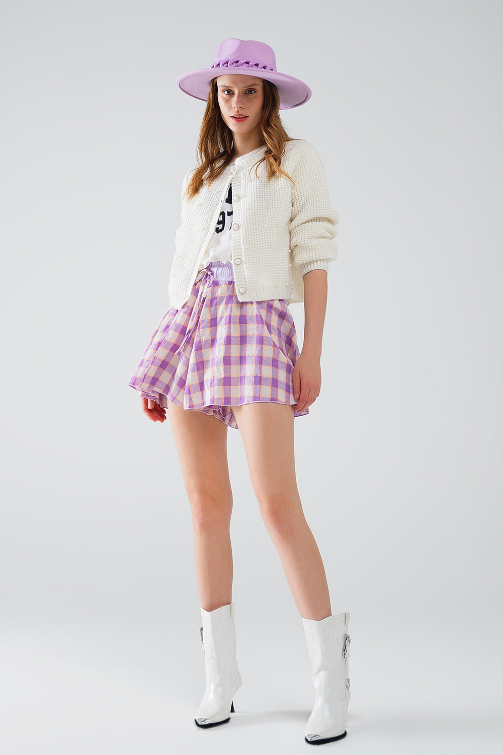 Purple Checkered print shorts with tight-fitting waist detail - Trousers