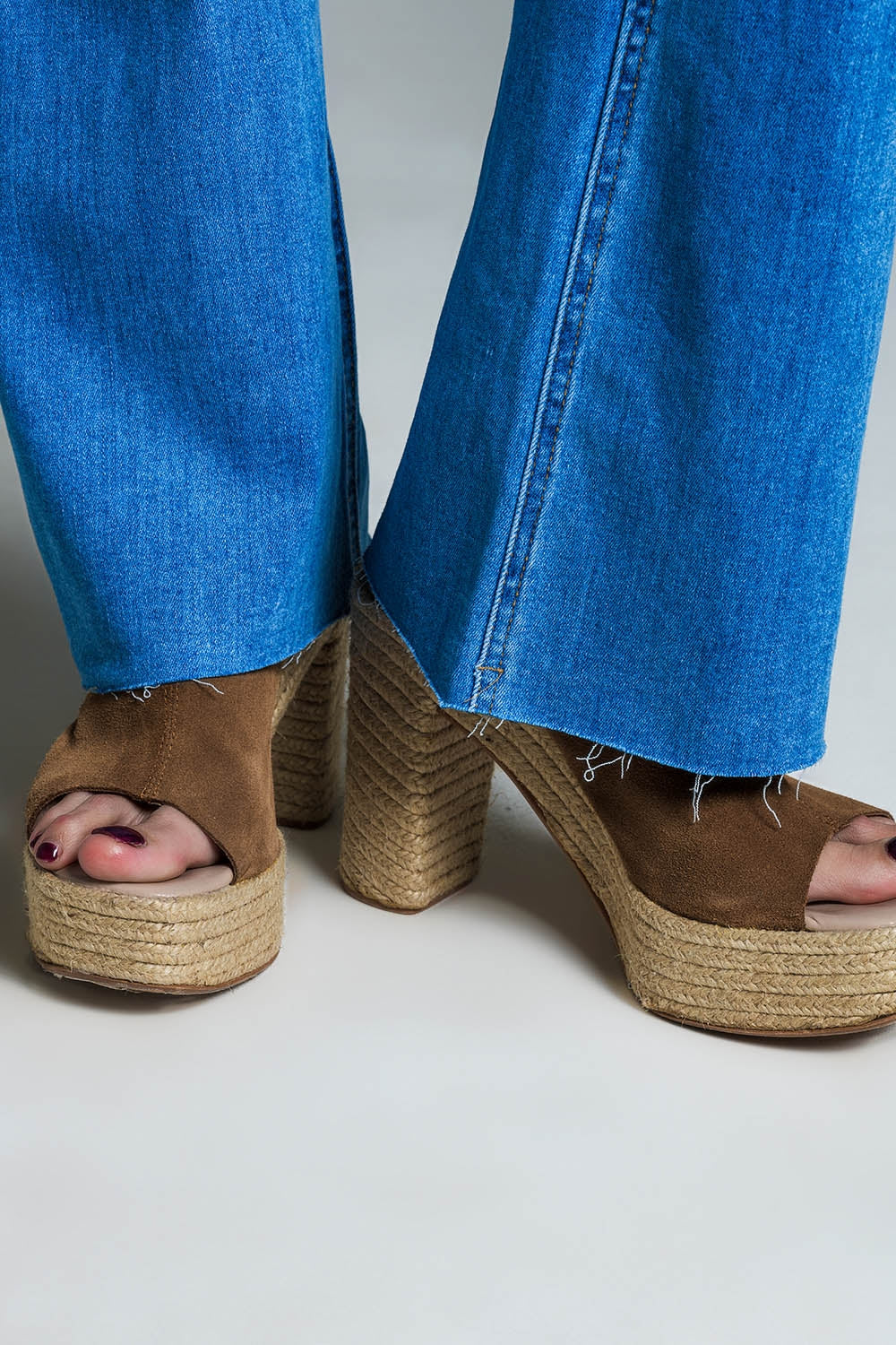 Regular Waist Skinny Jeans With Flared Legs in Light Wash - Jeans