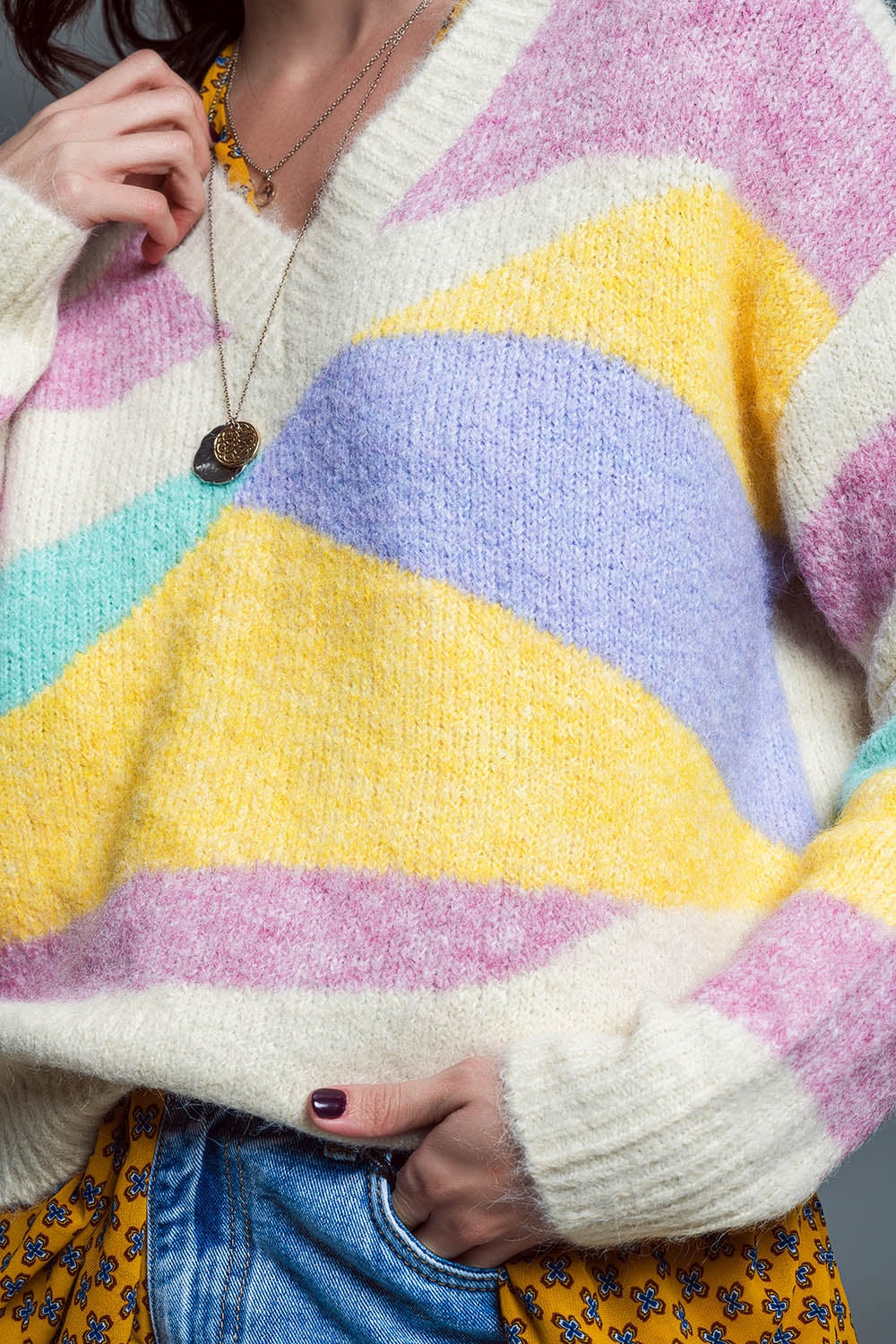Relaxed V-neckline Sweater Beige With Abstract Stripes in Pastel Colors - Jumpers