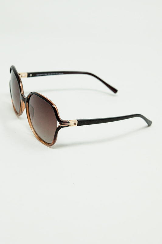 Round sunglasses in caramel color with gold metal detail - Sunglasses