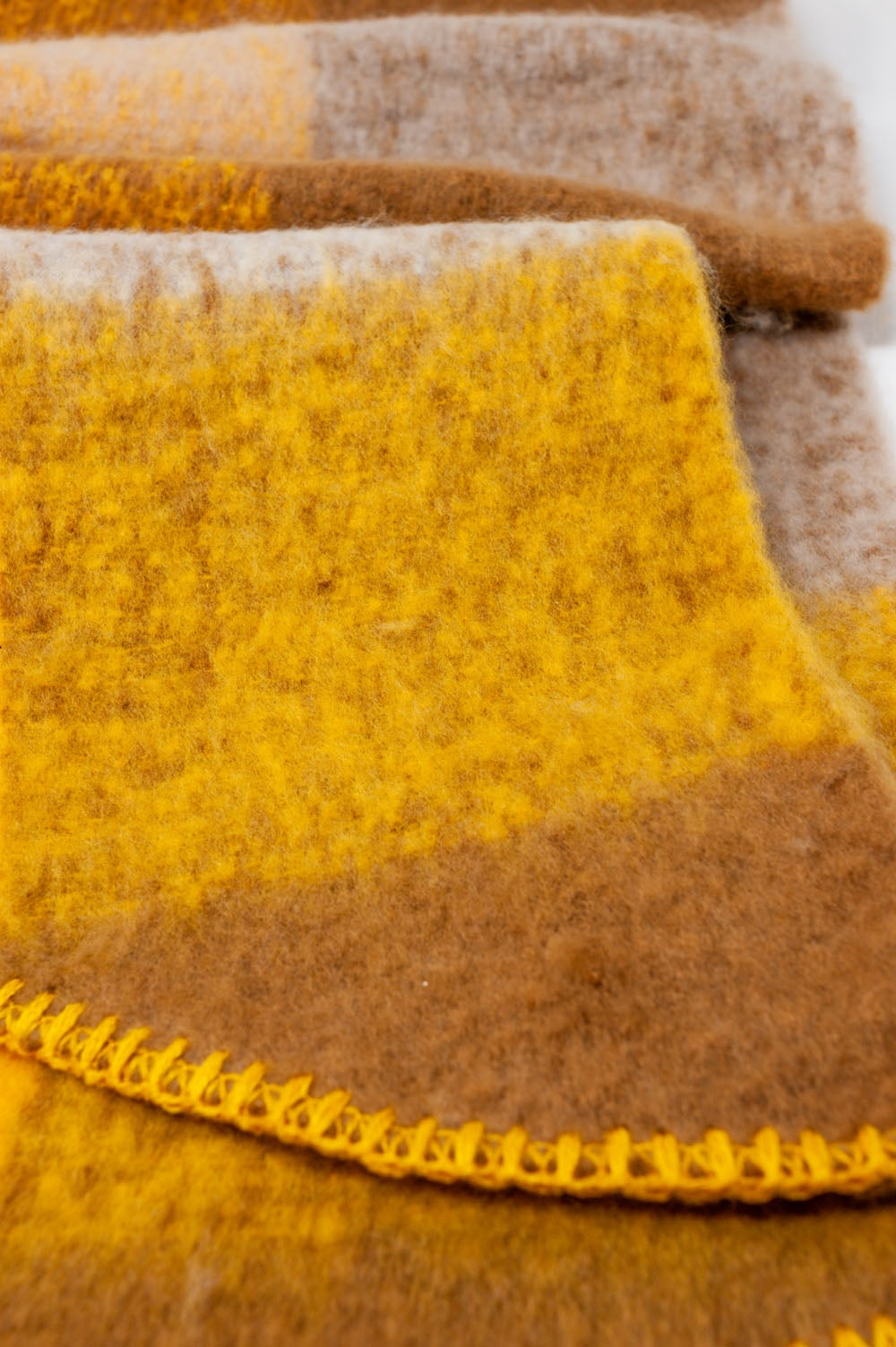Scarf in beige and yellow - Scarves