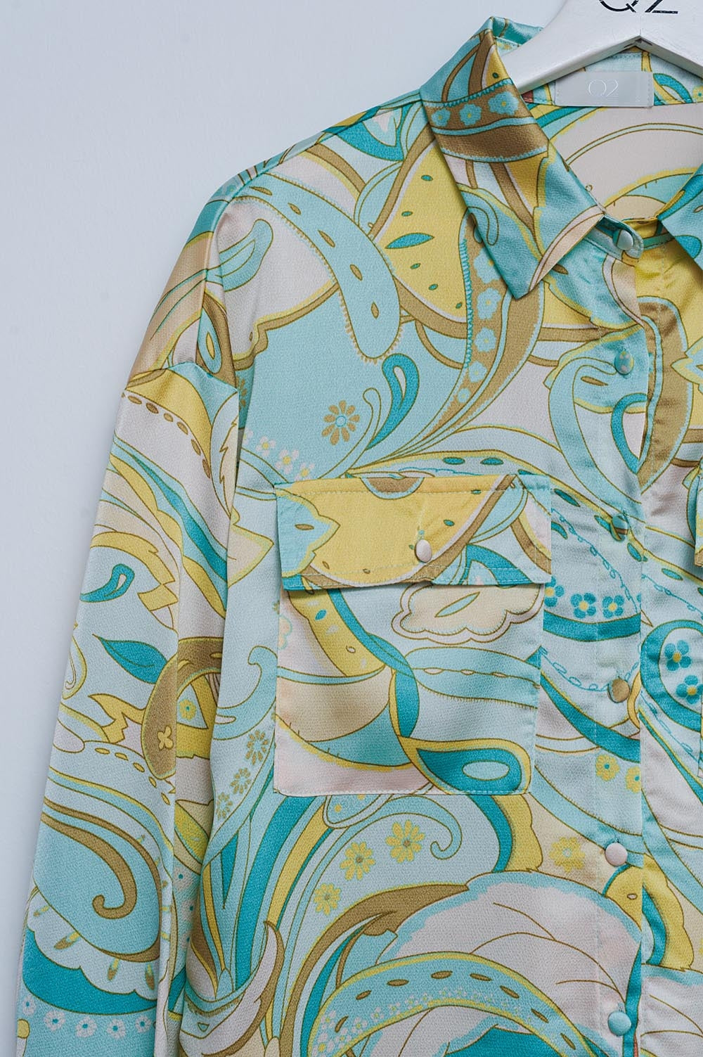 Shirt in abstract green print - Shirts