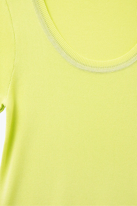 Short Sleeve sweater In yellow With Silver Seam at Round Neck - Sweaters