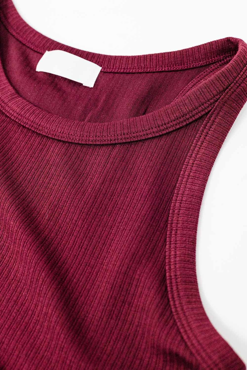 Sleeveless burgundy Top With Ribbed details - Tops