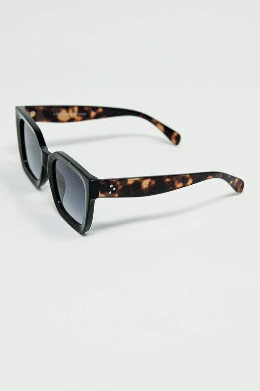 Square sunglasses with animal print on the side - Sunglasses
