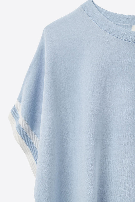 Sweater In baby Blue with white contrast detail - T-shirts