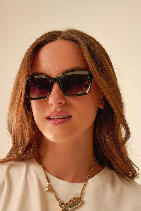 Thick Square Frame Sunglasses Chunky Retro in green - Sunglasses