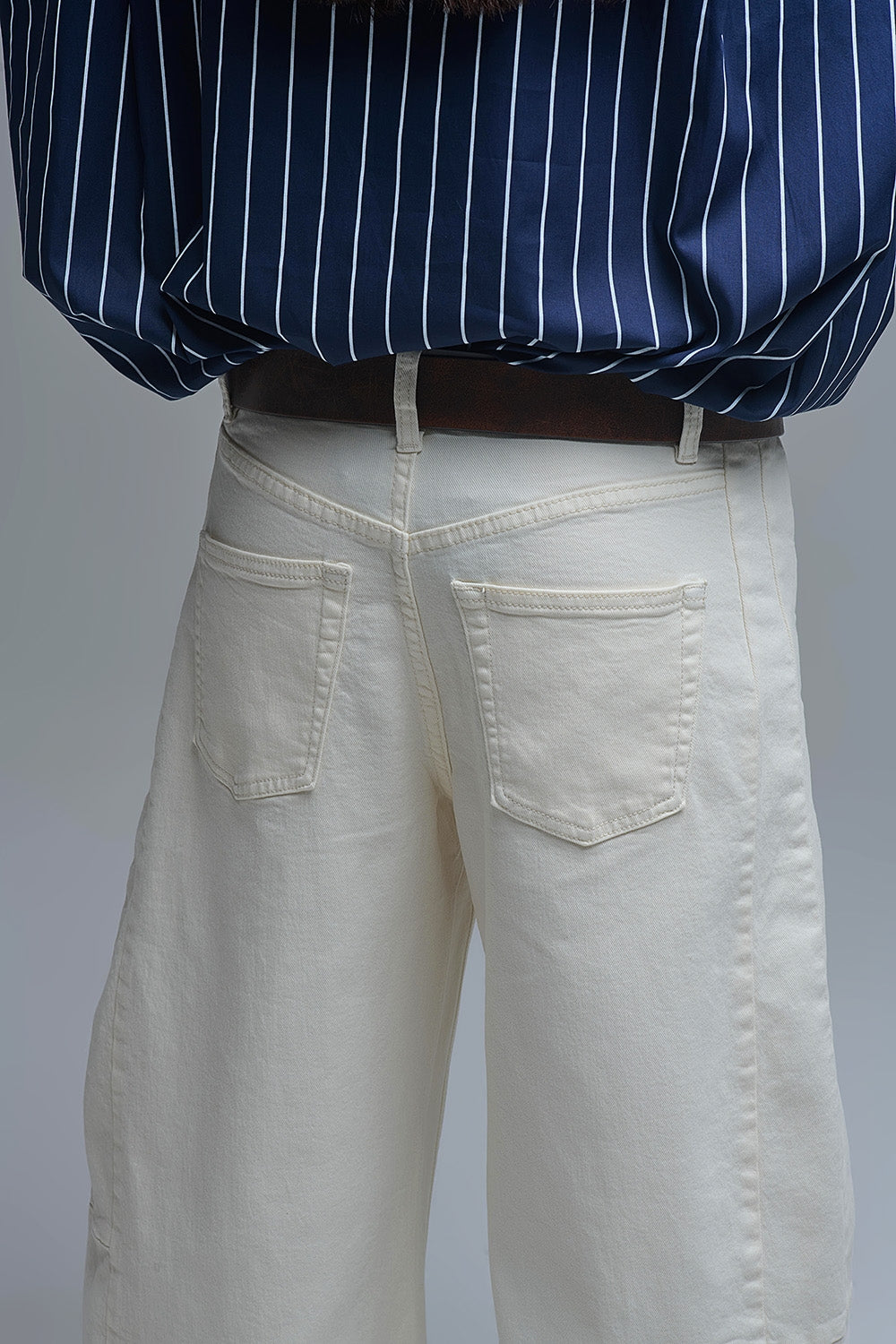 Trendy Cream Barrel Balloon Jeans with Pockets - Jeans