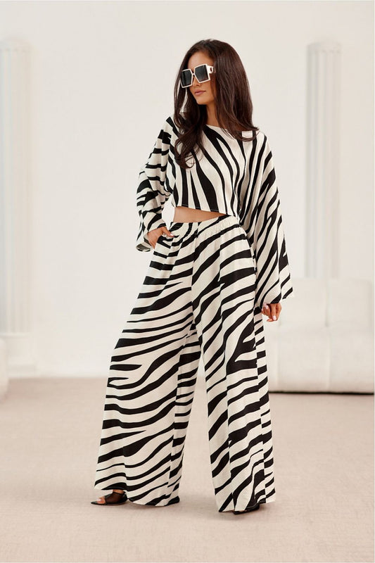 LuaBoutique High Waisted Wide Leg Statement Trousers - Trousers