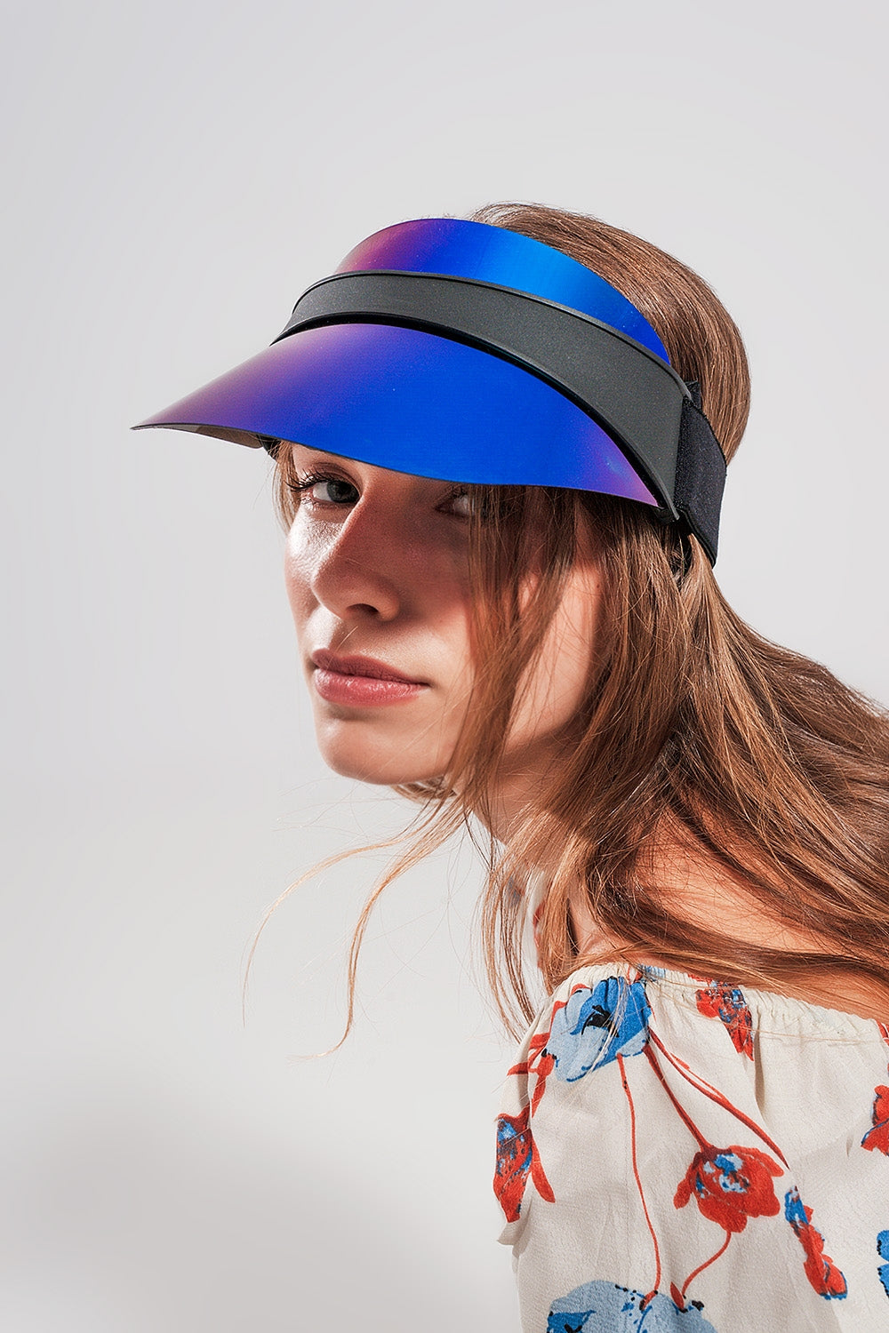 Visor cap in blue - Hats