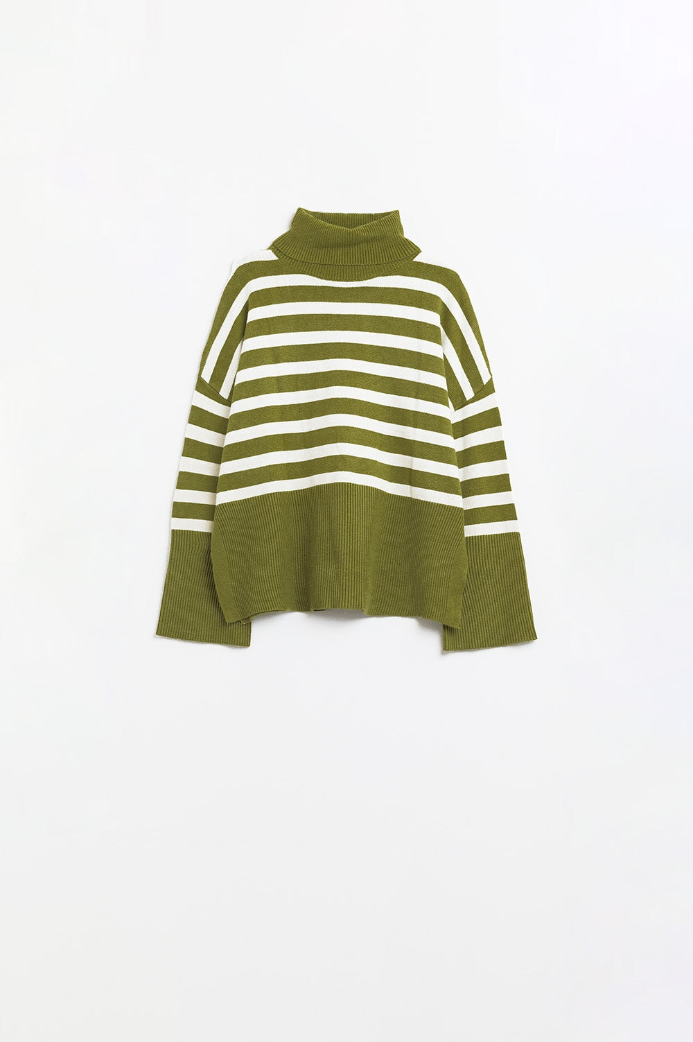 Green oversized trutleneck sweater with white stripes and splits on the side