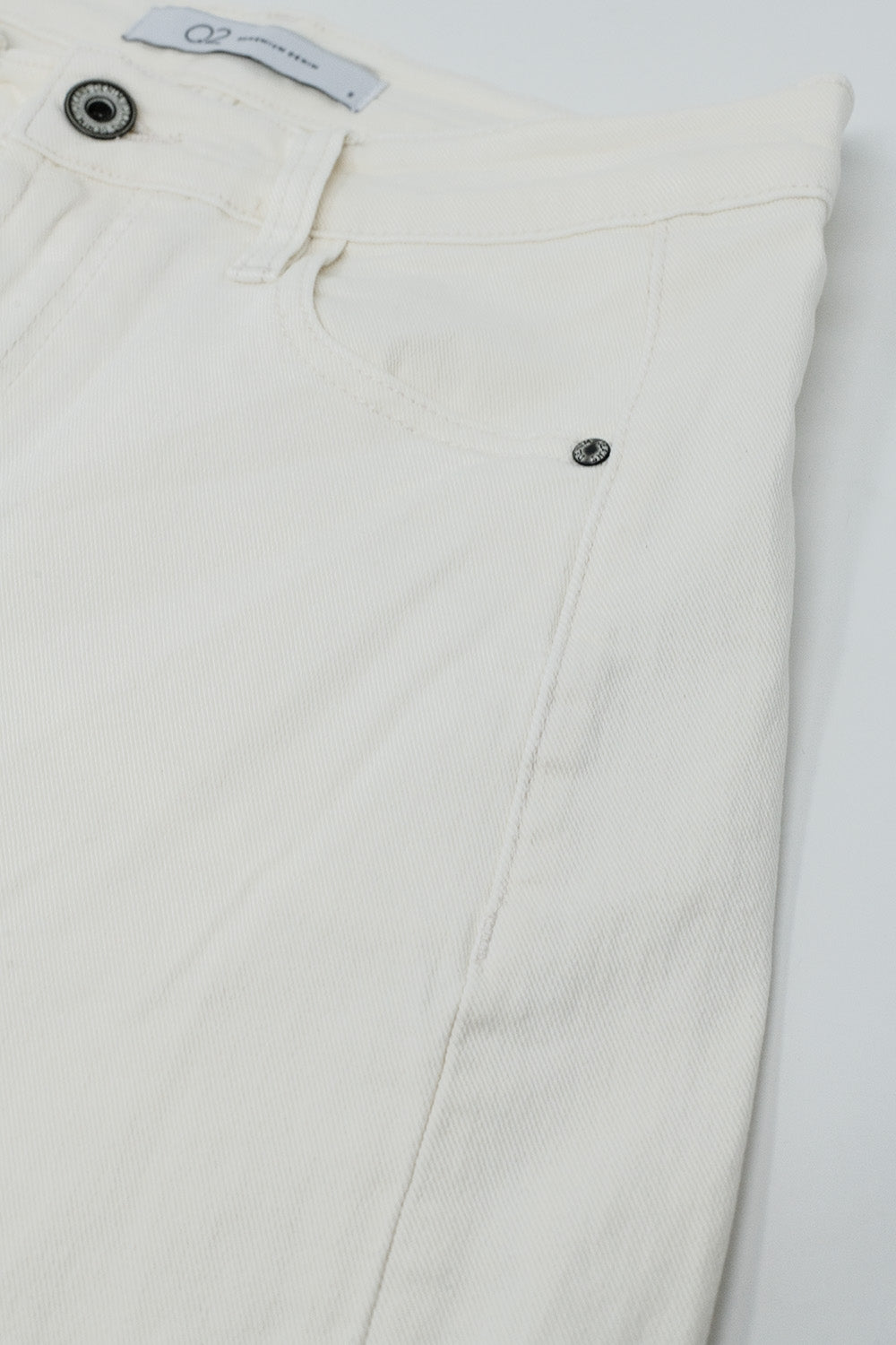 Extra wide leg trousers in cream color - Coloured Jeans
