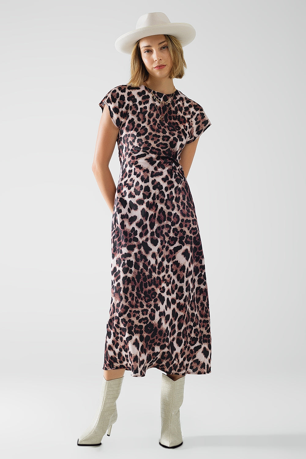 Leopard print maxi dress with knotted detail at the waist - dress