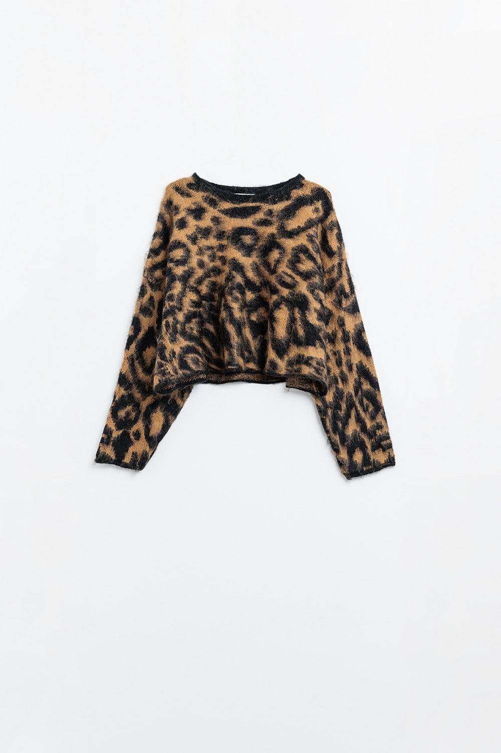 black Leopard print sweater made of knitted fabric with wool