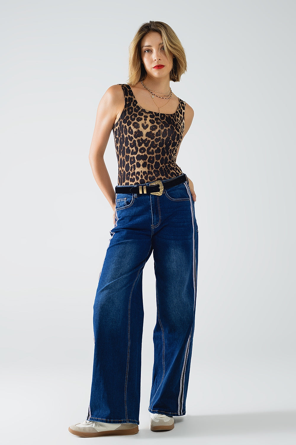 super Wide Leg Jeans with stripe on side - Denim