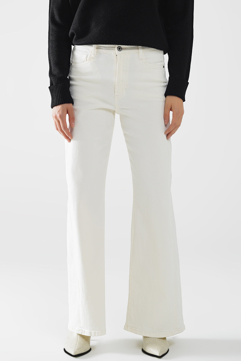 Extra wide leg trousers in cream color - Coloured Jeans