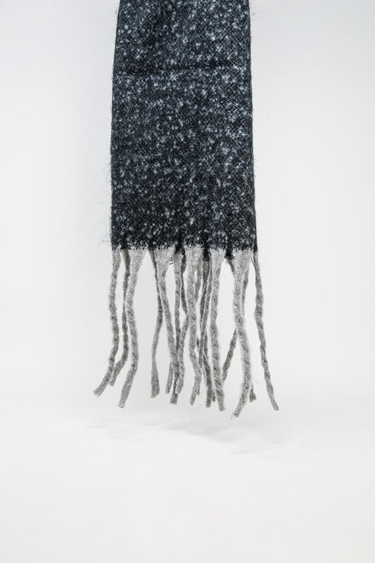 Super fluffy scarf in black - Scarves
