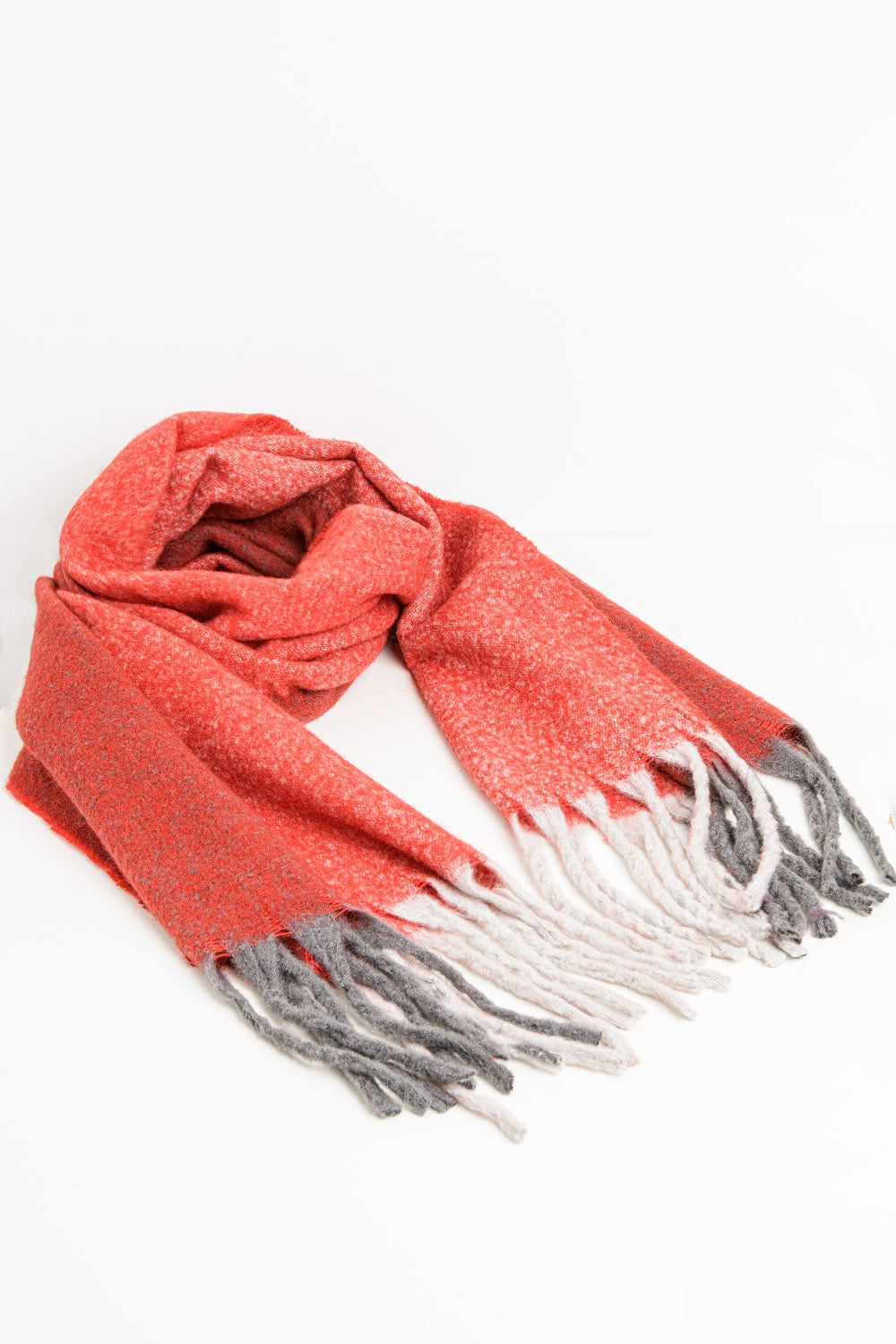 Chunky knit scarf in red color block with fringes - Scarves
