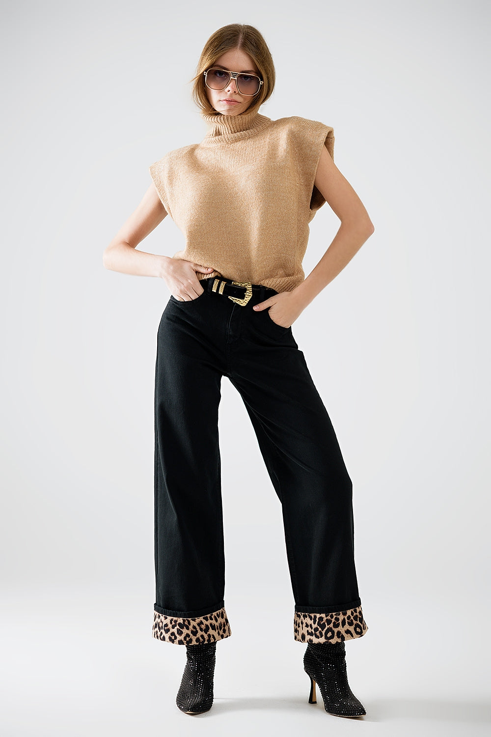 Wide leg black pants with leopard print at the bottom - Coloured Jeans