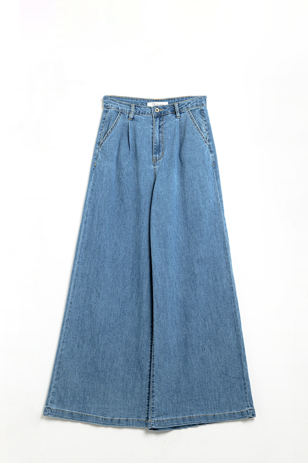 light wash extra wide leg jeans with pleats - Denim