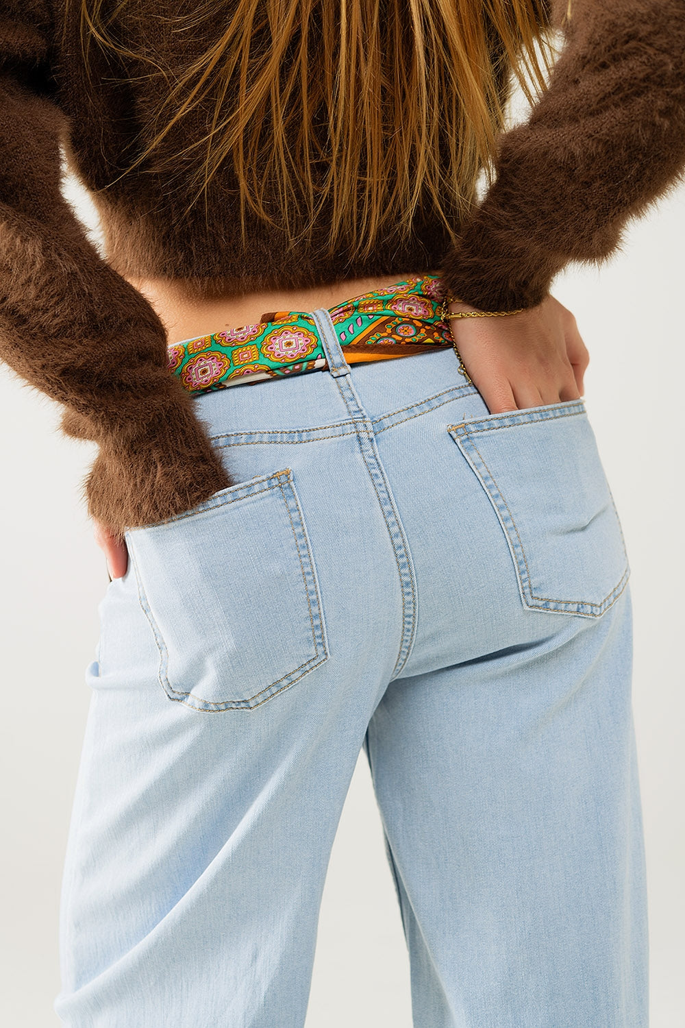 wide leg jeans in light wash with side seam - Denim