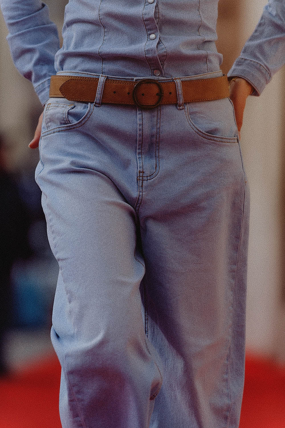 Boyfriend Stretchy Barrel Jeans In Light Wash - Denim